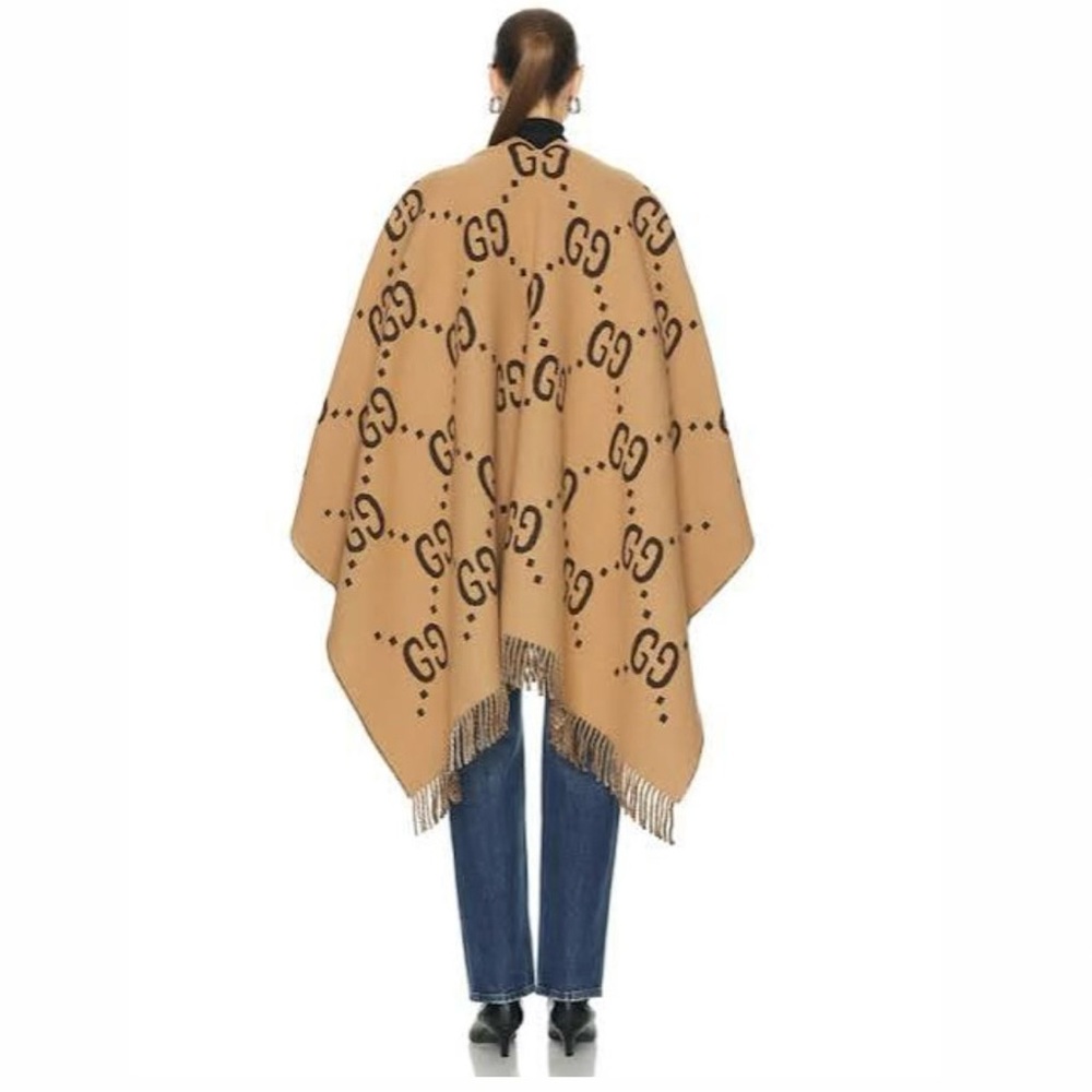 GG REVERSIBLE WOOL PONCHO - Picture 3 of 4